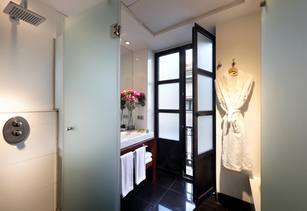 Hotel Eurostars Gran Via Granada Exteriér fotografie Bathroom
