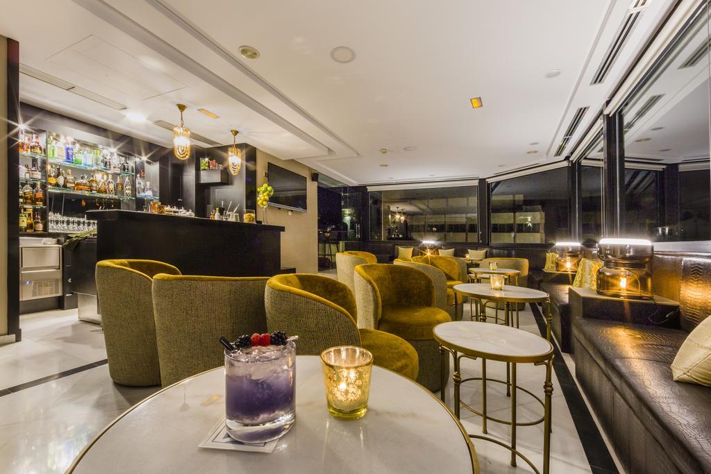 Hotel Eurostars Gran Via Granada Exteriér fotografie The Bar